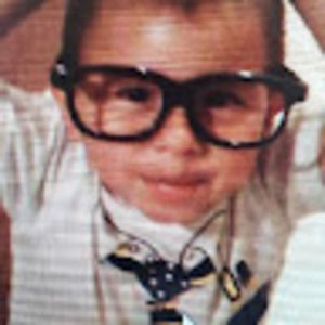 Meet your Posher, Vivian